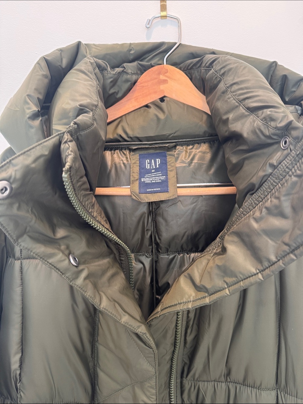 GAP Quilted Hooded Puffer in Army Green